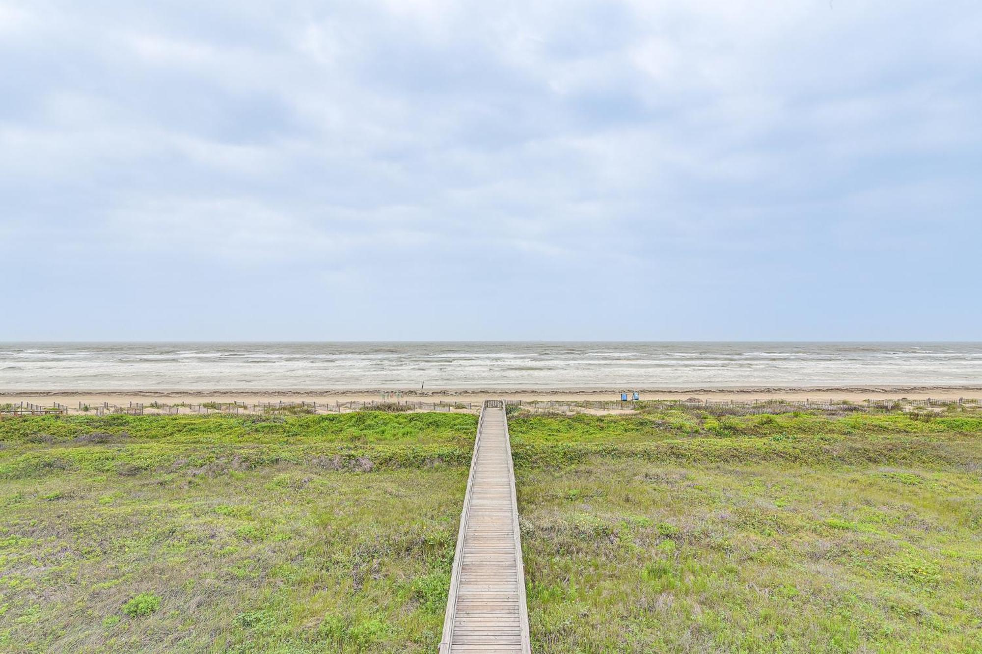 Beachfront Texas Retreat - 2 Decks, Patio And Views! 서프사이드 비치 외부 사진